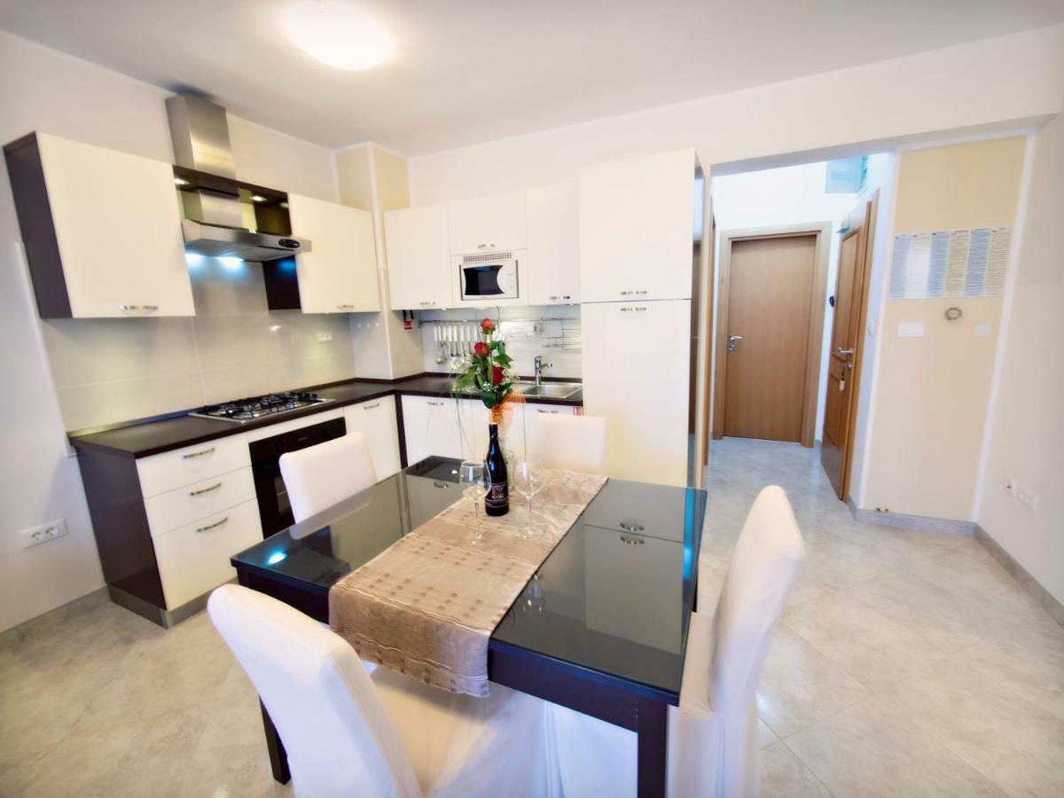 Apartmani Fortuna Зларін Екстер'єр фото