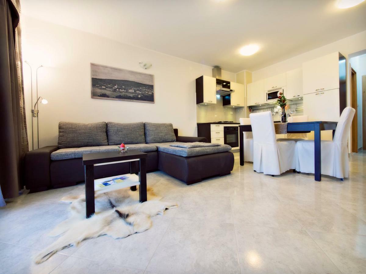 Apartmani Fortuna Зларін Екстер'єр фото
