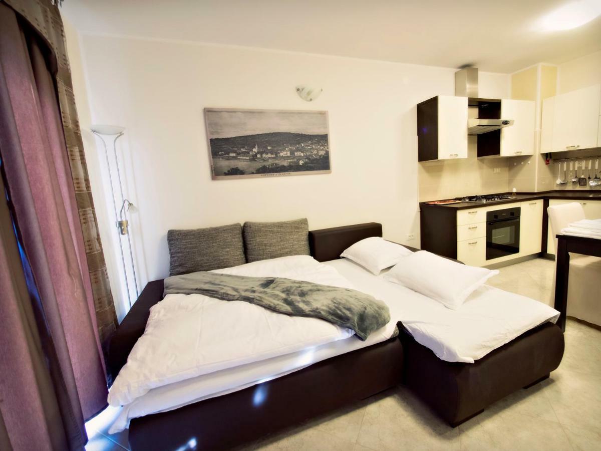 Apartmani Fortuna Зларін Екстер'єр фото